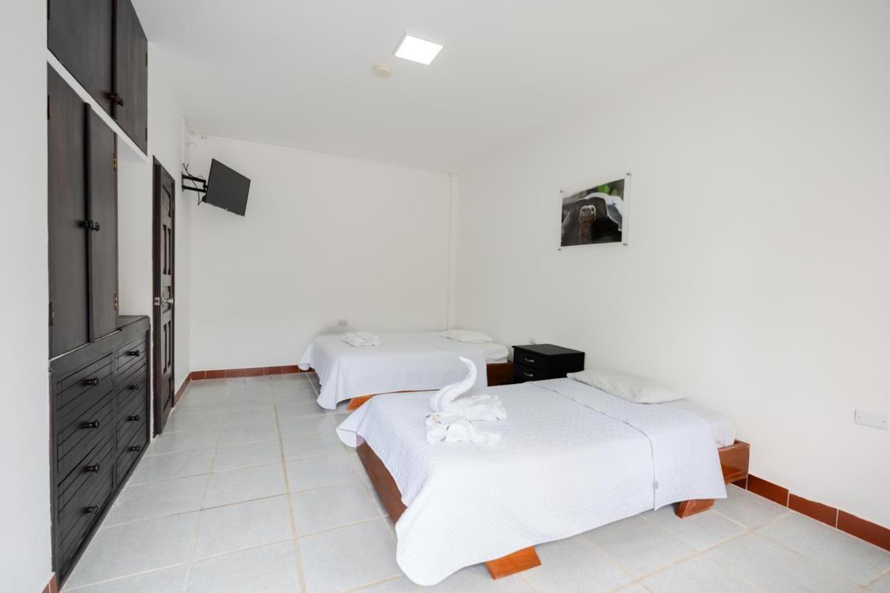 Hotel Pelican Bay Puerto Ayora  Dış mekan fotoğraf