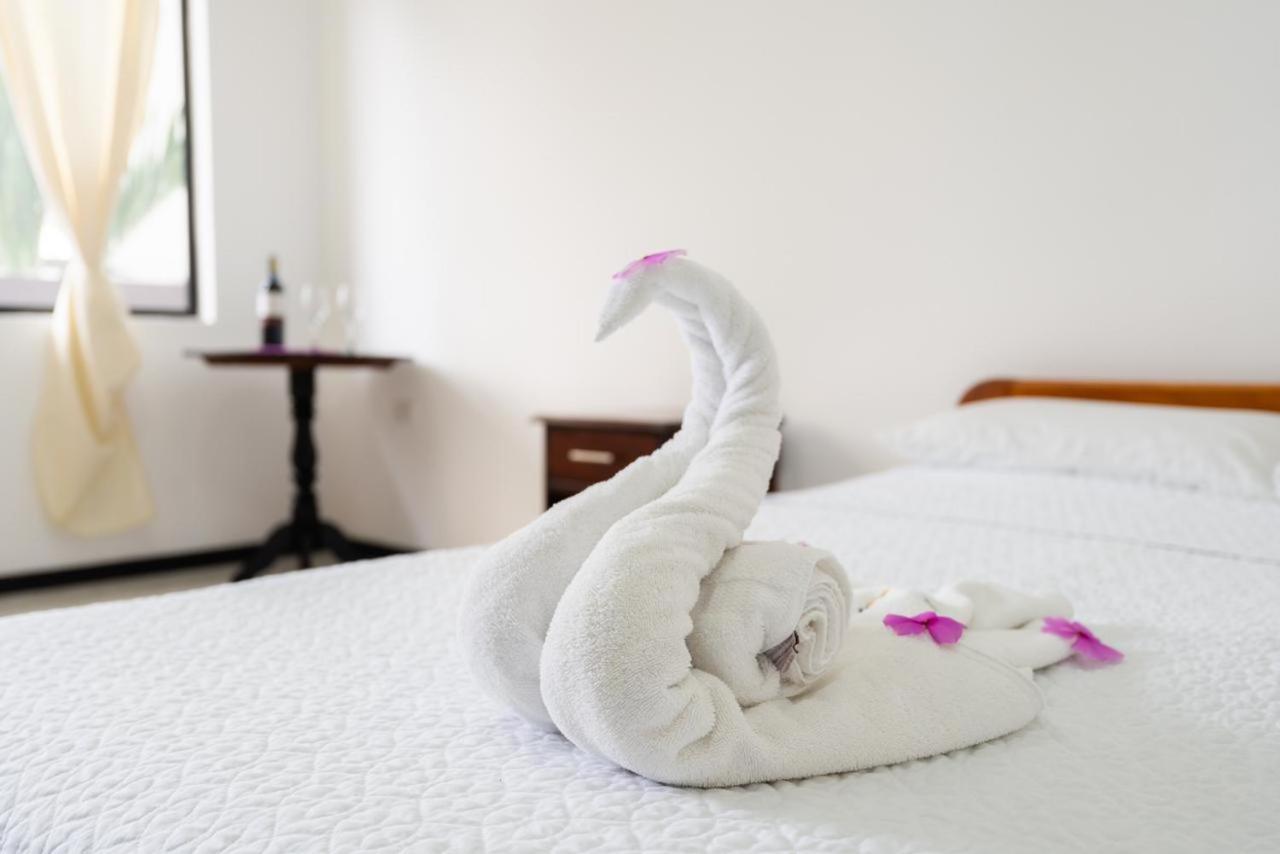 Hotel Pelican Bay Puerto Ayora  Dış mekan fotoğraf